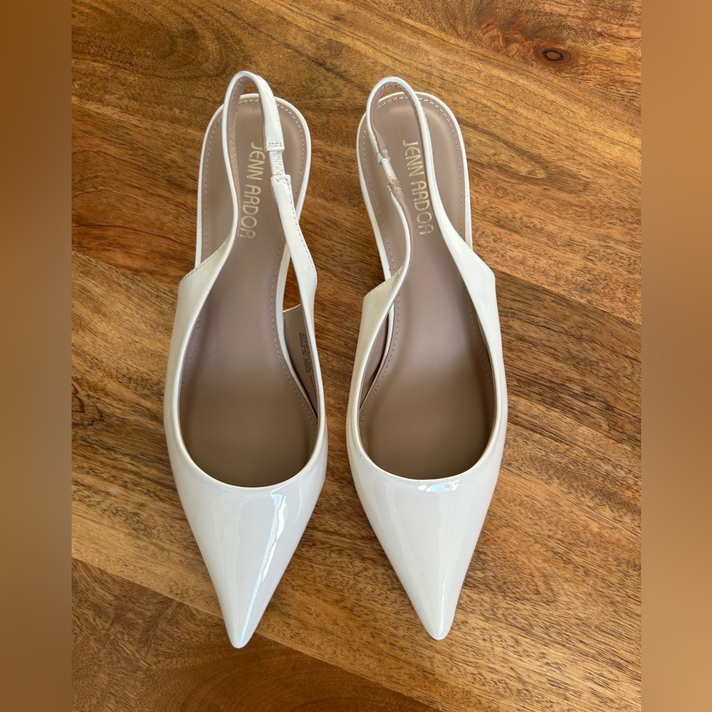 SOLD - Jenn Ardor White Patent Pointed Slingback Kitten Heels